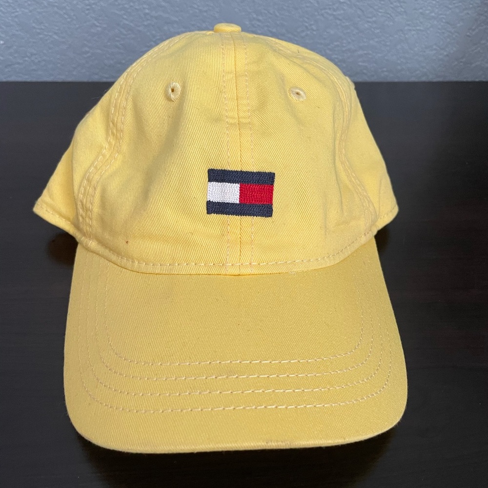 Tommy Hilfiger Hat ALMOST NEW